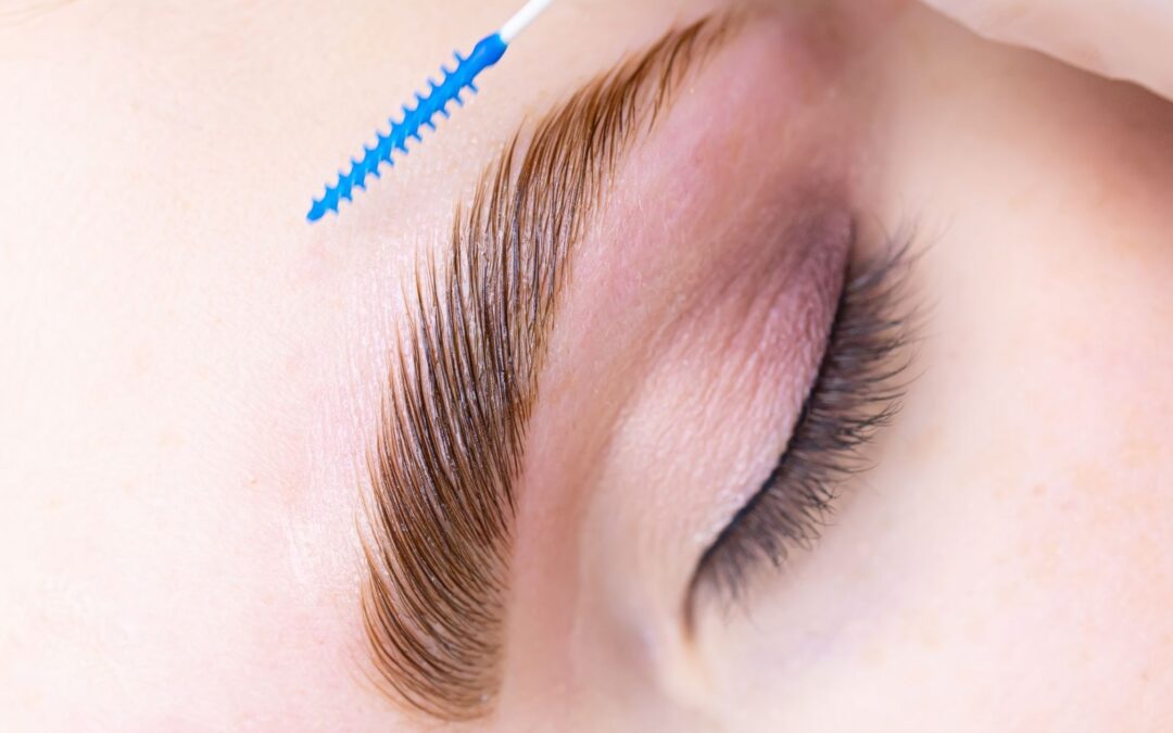 Cómo maquillar tus cejas si tienes alopecia